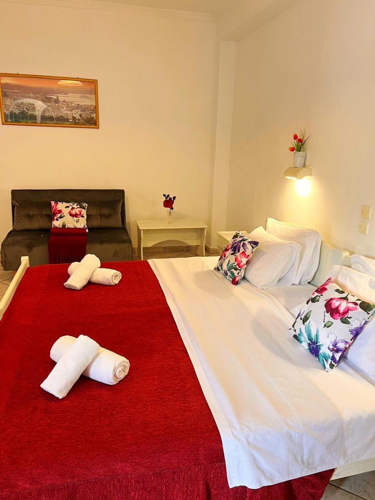Apart Hotel Blumarin Agios Gordios  Bagian luar foto