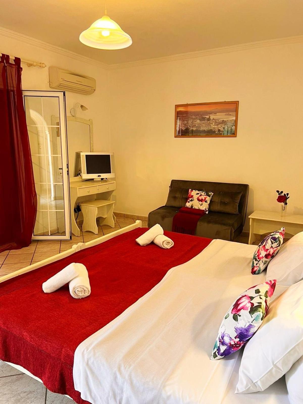 Apart Hotel Blumarin Agios Gordios  Bagian luar foto
